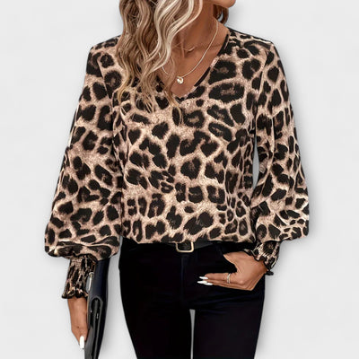 Géraldine | Leopard Blouse with V-neck