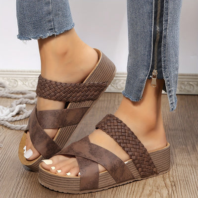 Linn | Spring Sandals