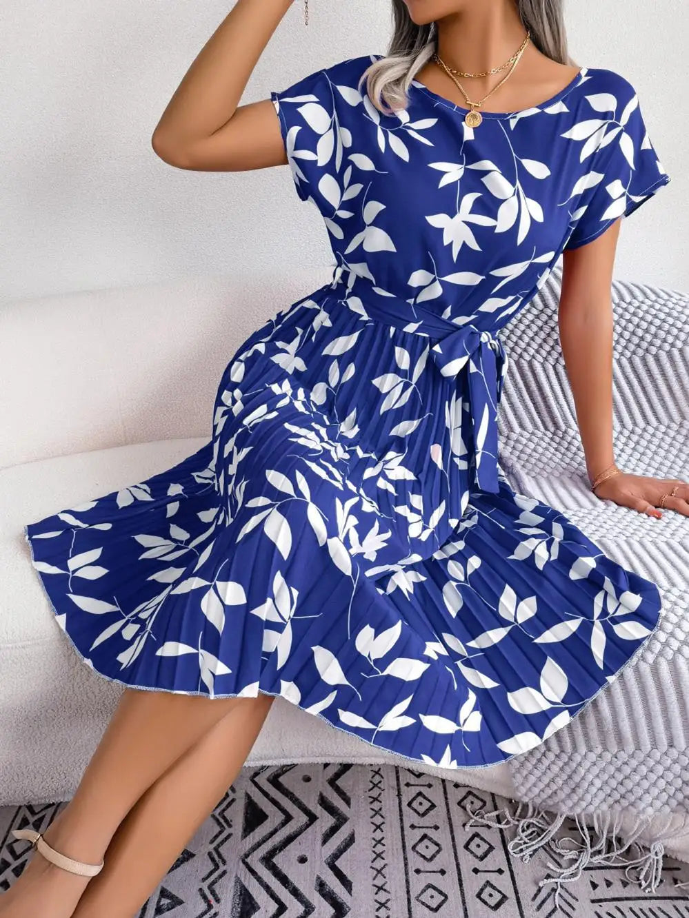 Amal | Trendy Dress with Floral Print