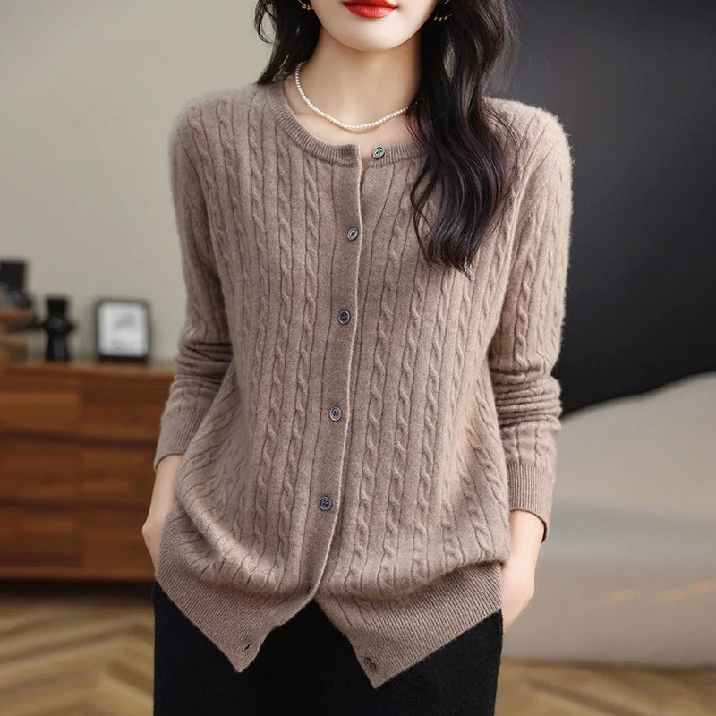 Caroline | Winter Cardigan