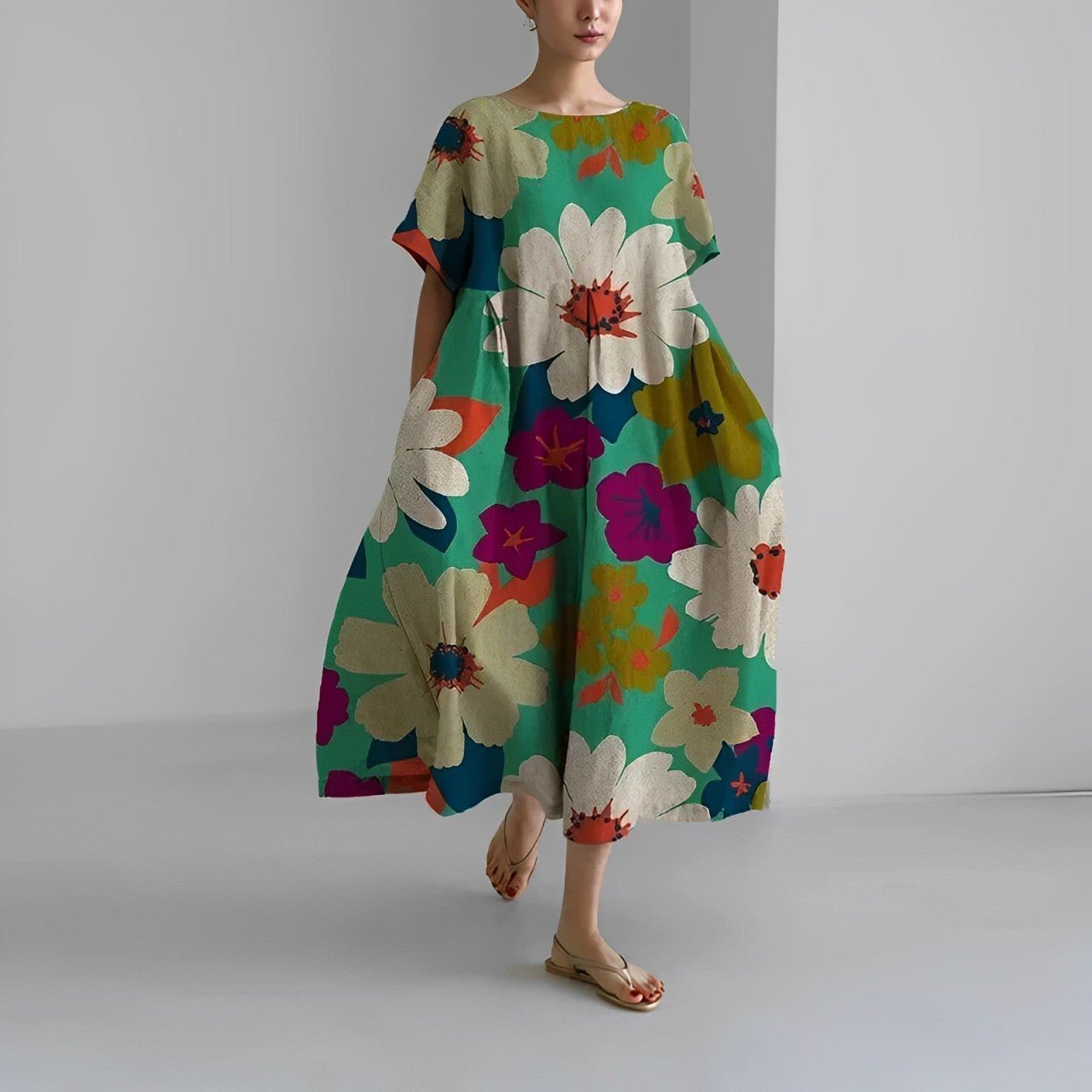 Harper | Airy maxi dress with floral print