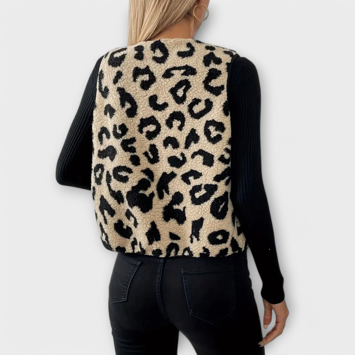 Françoise | Elegant Leopard Vest